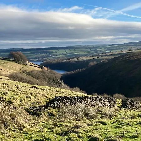 The Shearer's Hut In The Peak Park