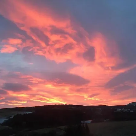 The Shearer's Hut In The Peak Park Апартаменты Holme (Cumbria)