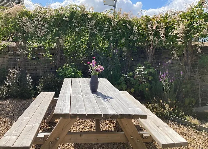 The Shearer's Hut In The Peak Park Holme (Cumbria)
