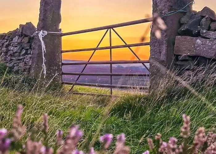 The Shearer's Hut In The Peak Park Holme (Cumbria)