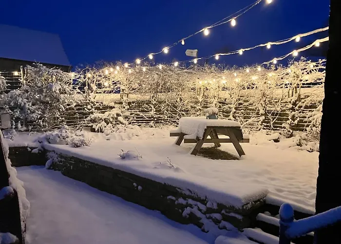 The Shearer's Hut In The Peak Park Holme (Cumbria)